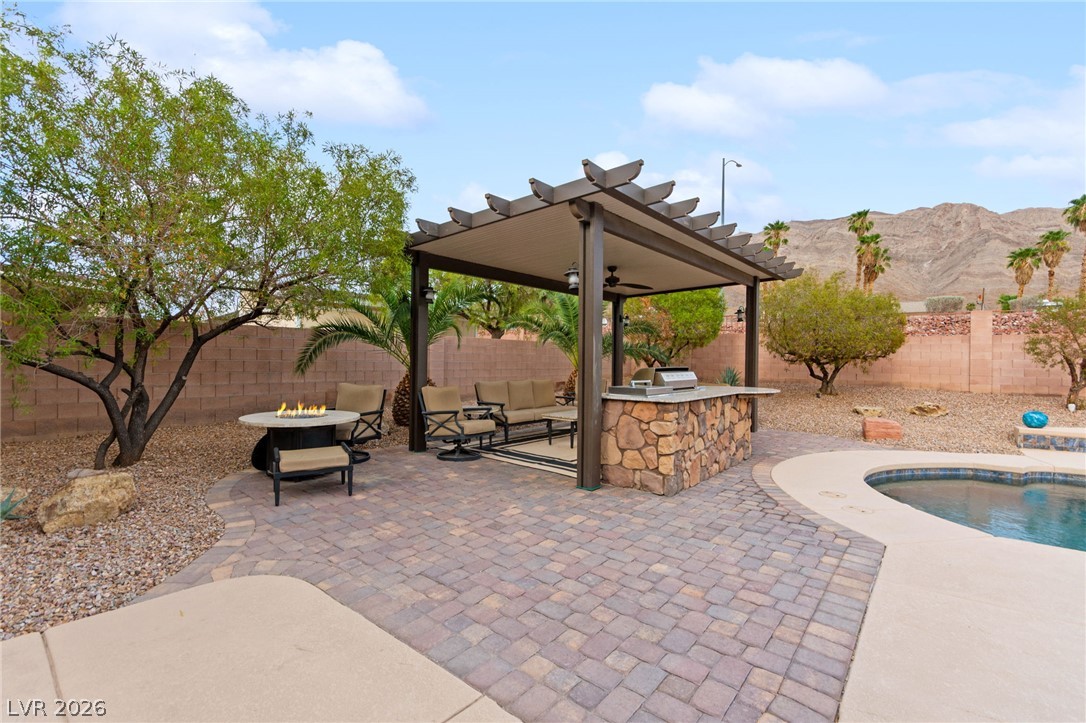 680 Coral View Street Property Photo 43