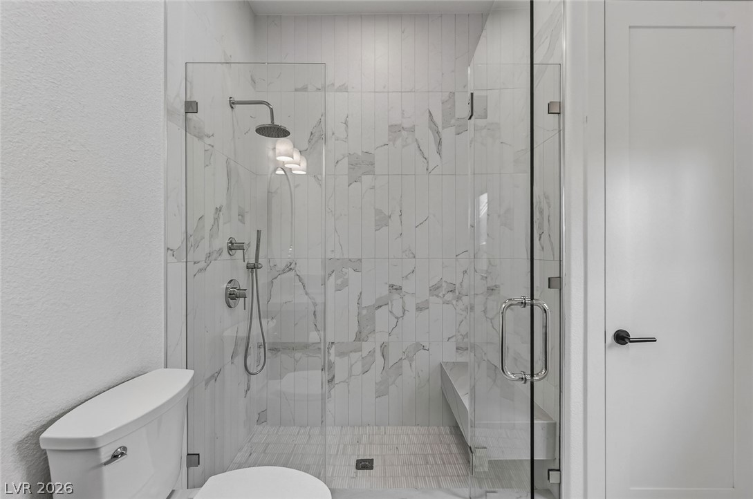 1900 Glenview Drive Property Photo 74