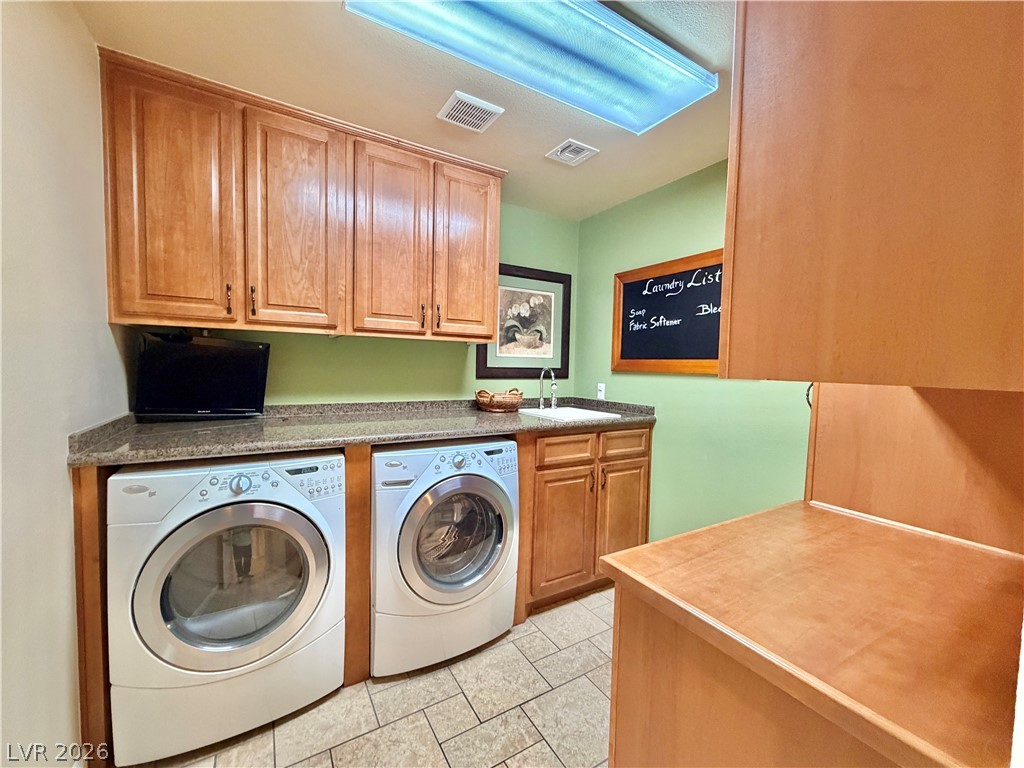 8578 Silver Coast Street Property Photo 11