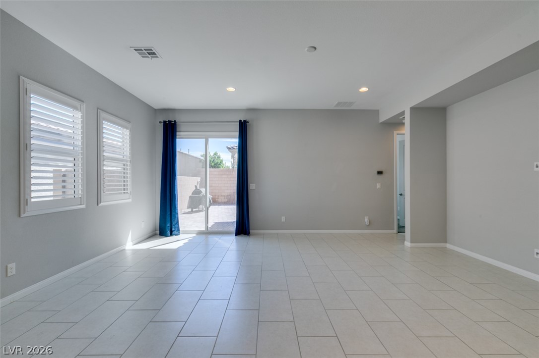 10743 Skye Lily Avenue Property Photo 6