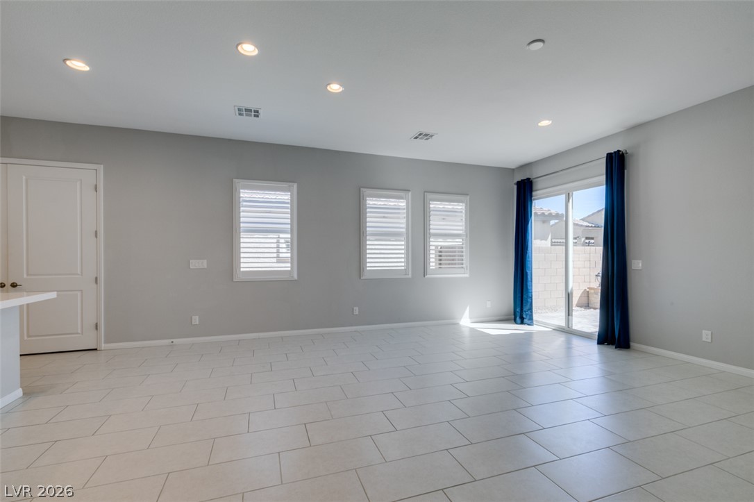 10743 Skye Lily Avenue Property Photo 8