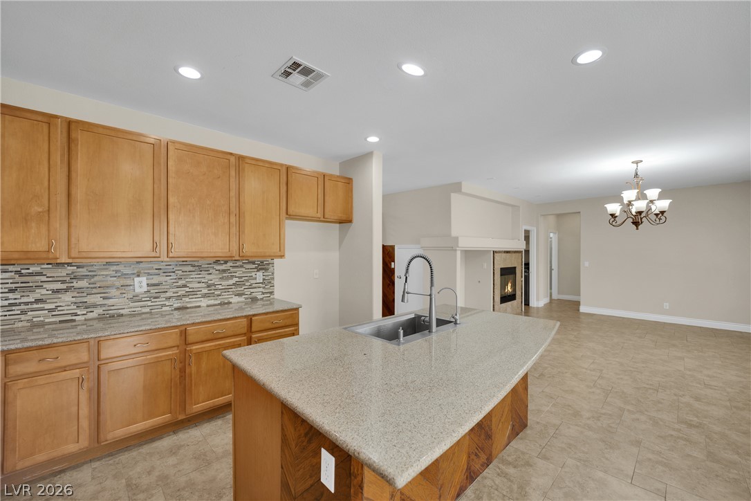 2613 Oscar Mariano Avenue Property Photo 10