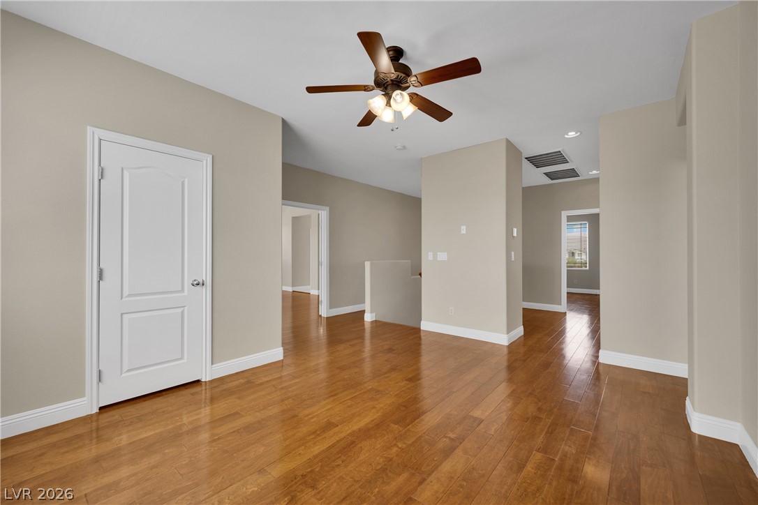 2613 Oscar Mariano Avenue Property Photo 33