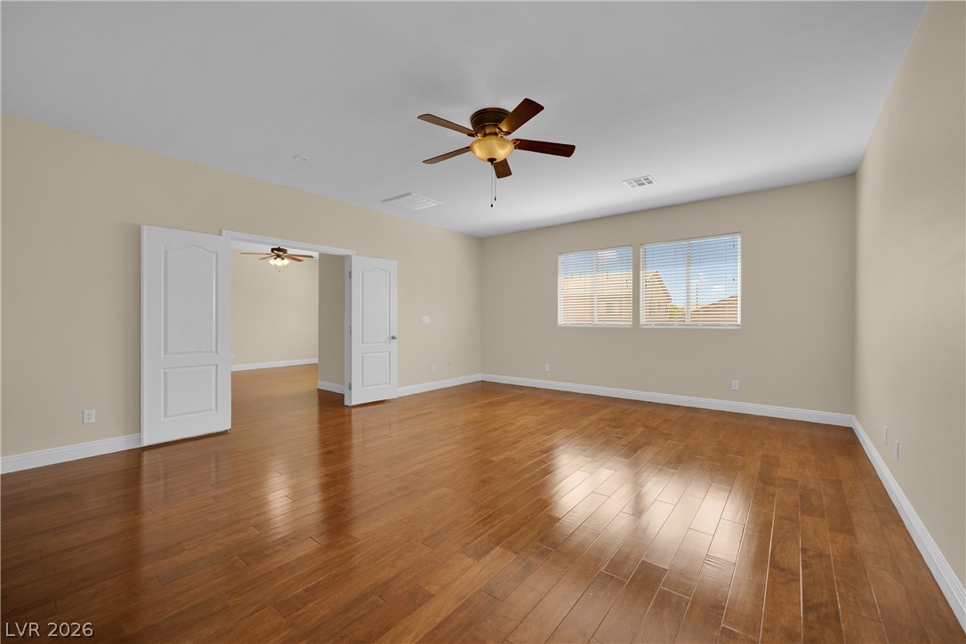 2613 Oscar Mariano Avenue Property Photo 36