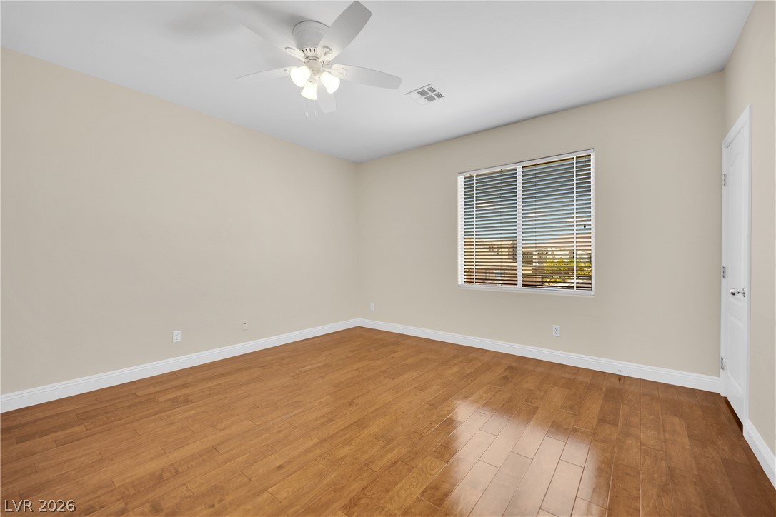 2613 Oscar Mariano Avenue Property Photo 41