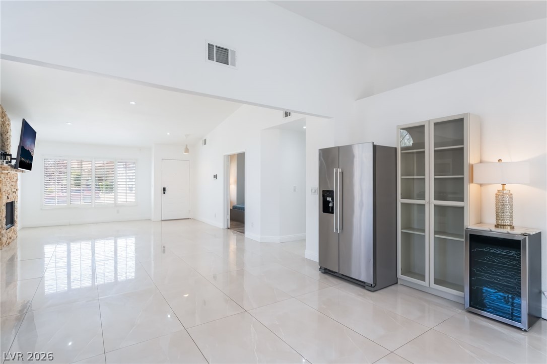 9028 Cypress Point Way Property Photo 12