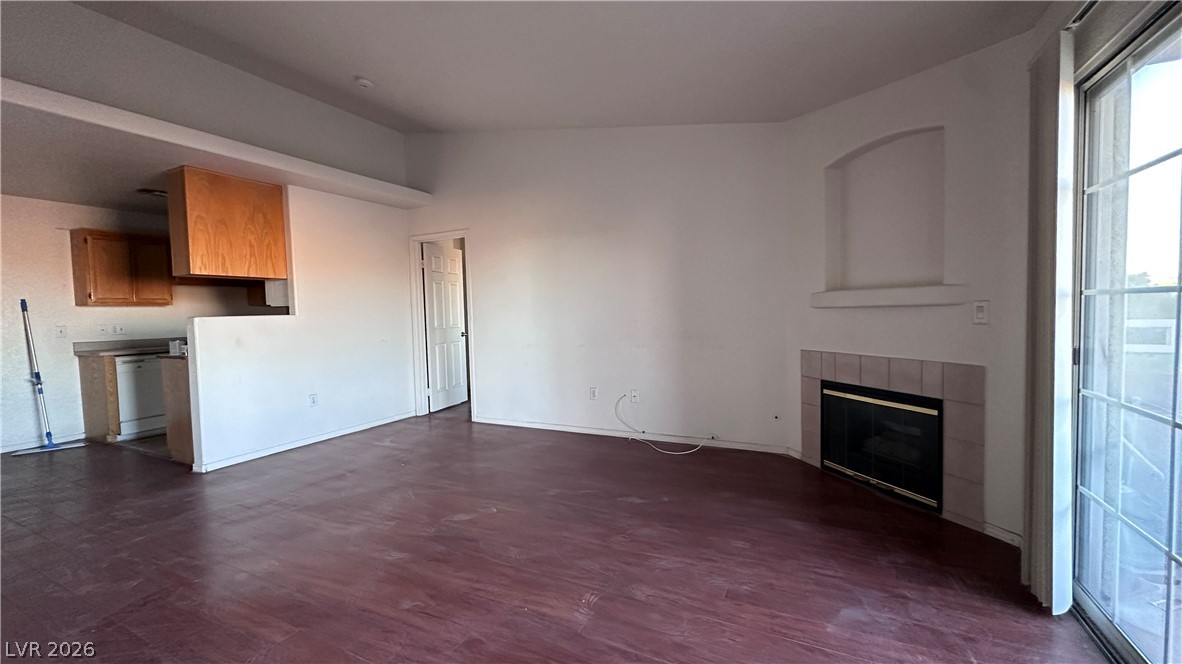 4730 East Craig Road 2072 Property Photo 2
