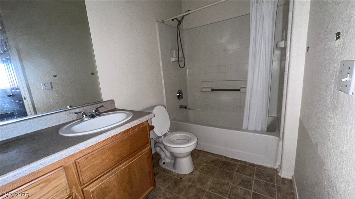 4730 East Craig Road 2072 Property Photo 8