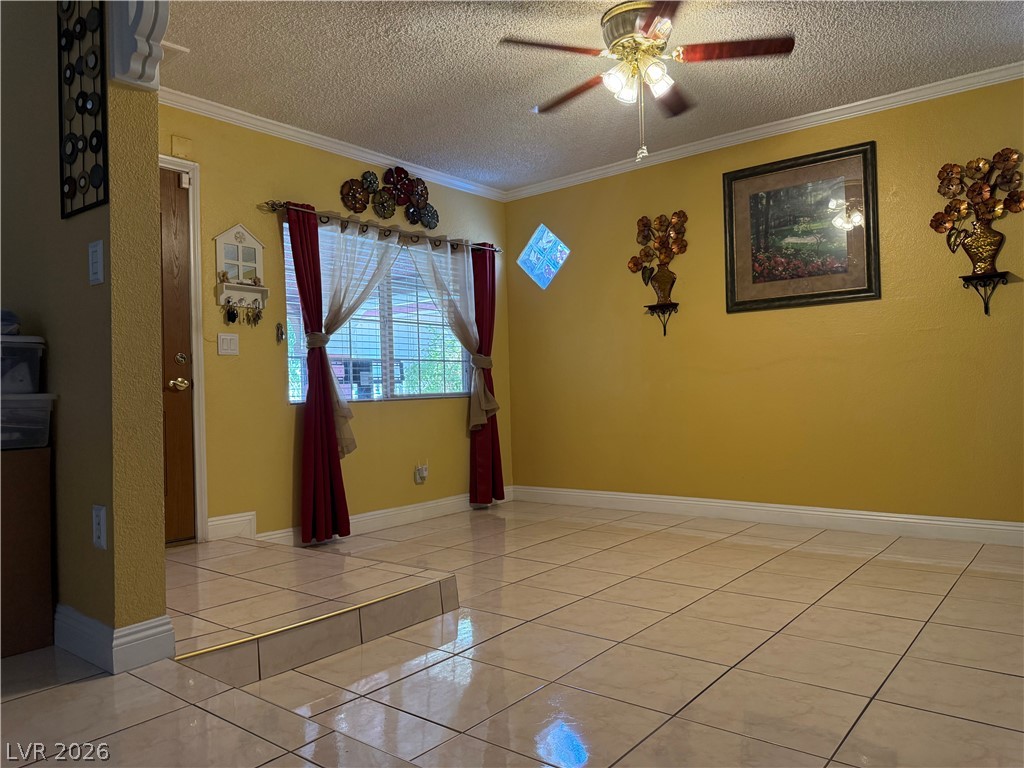 3715 East Nelson Avenue Property Photo 11