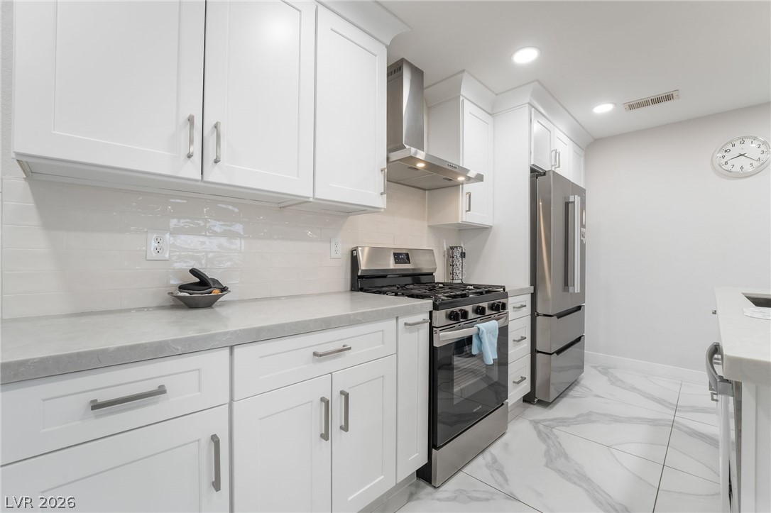 2200 South Fort Apache Road 1038 Property Photo 8