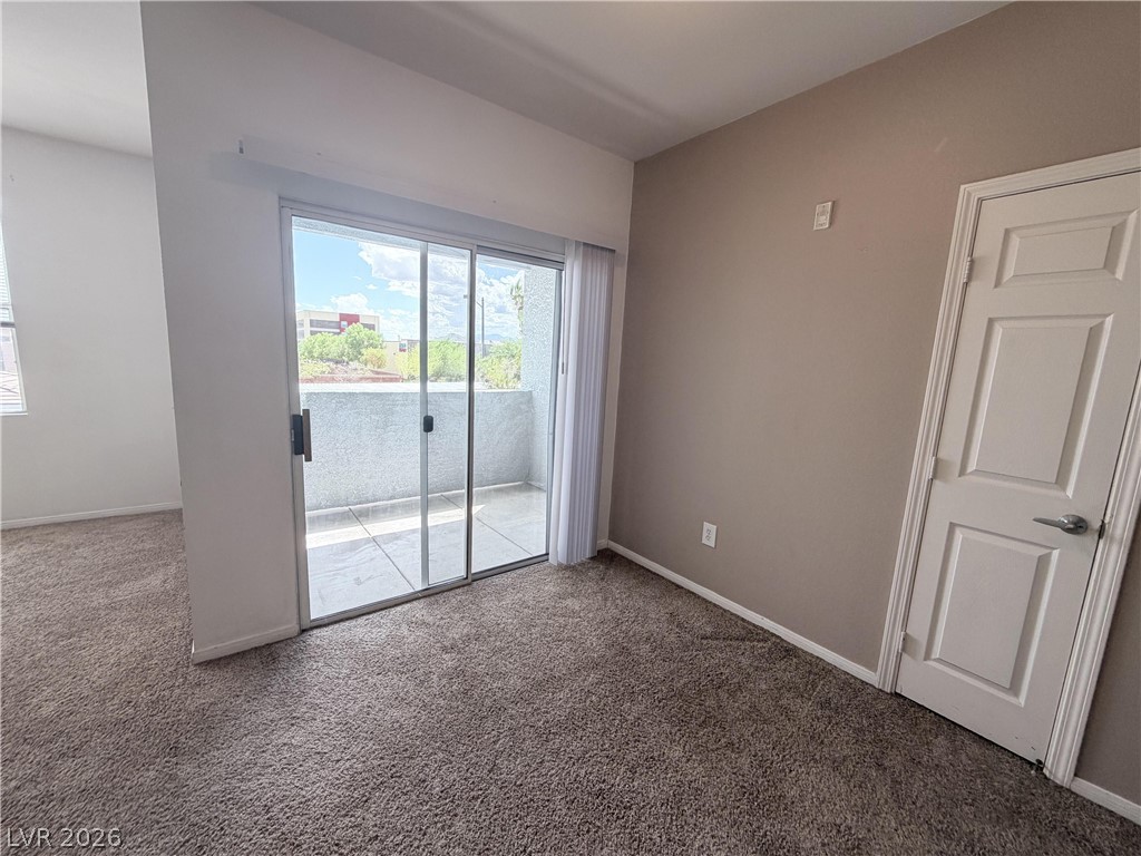 6955 North Durango Drive 2097 Property Photo 8
