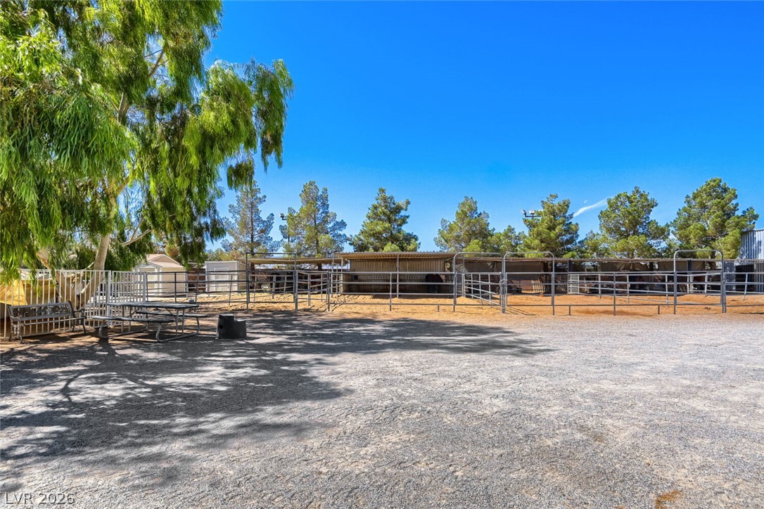 6325 West Iron Mountain Road Property Photo 23