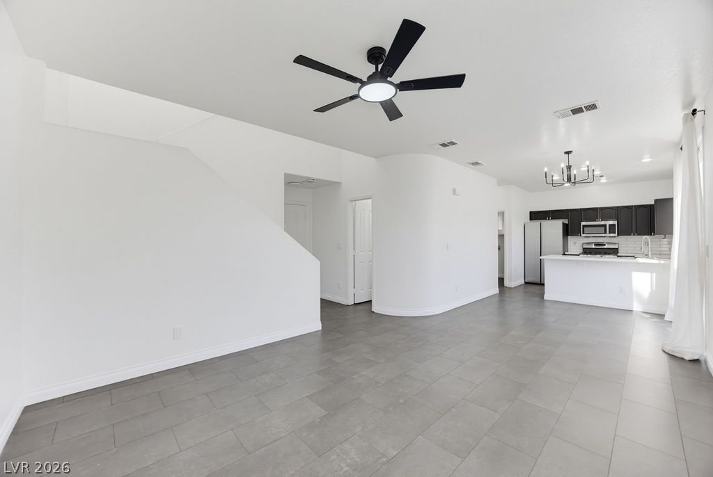 1079 Country Skies Avenue Property Photo 12
