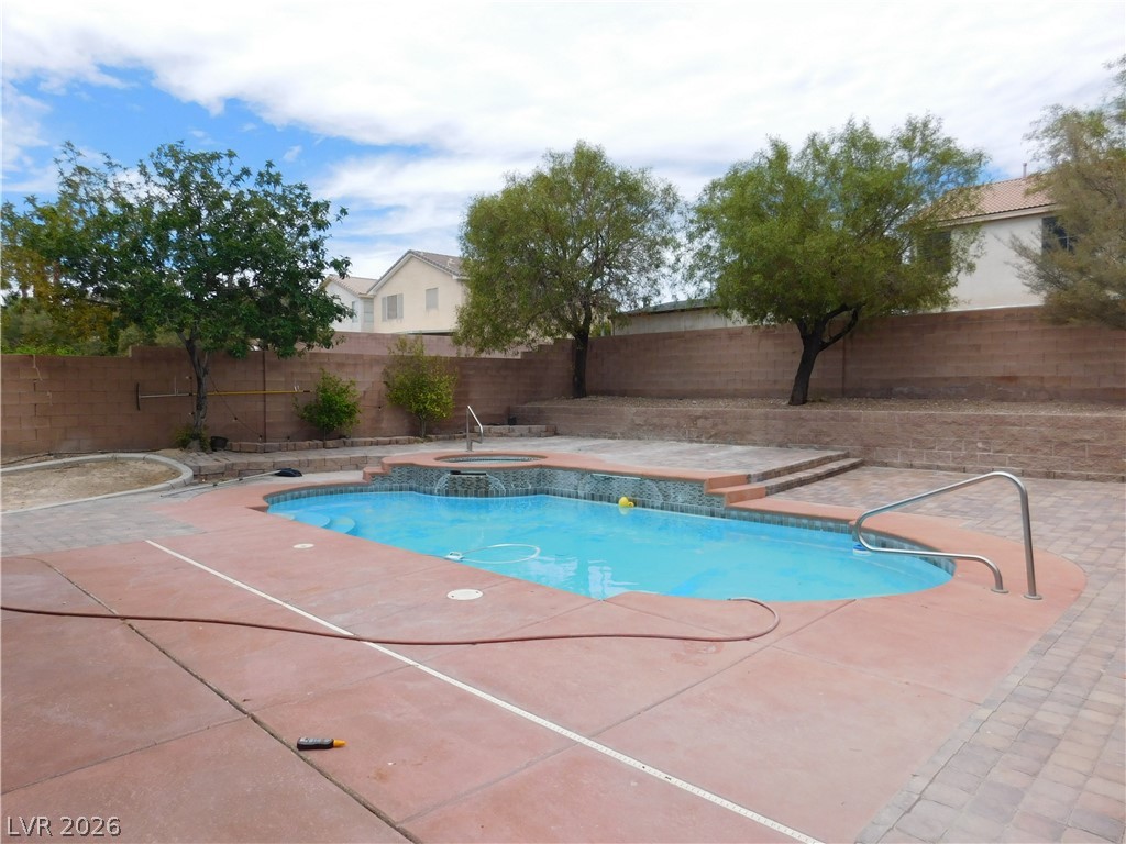 4928 Dancing Lights Avenue Property Photo 10