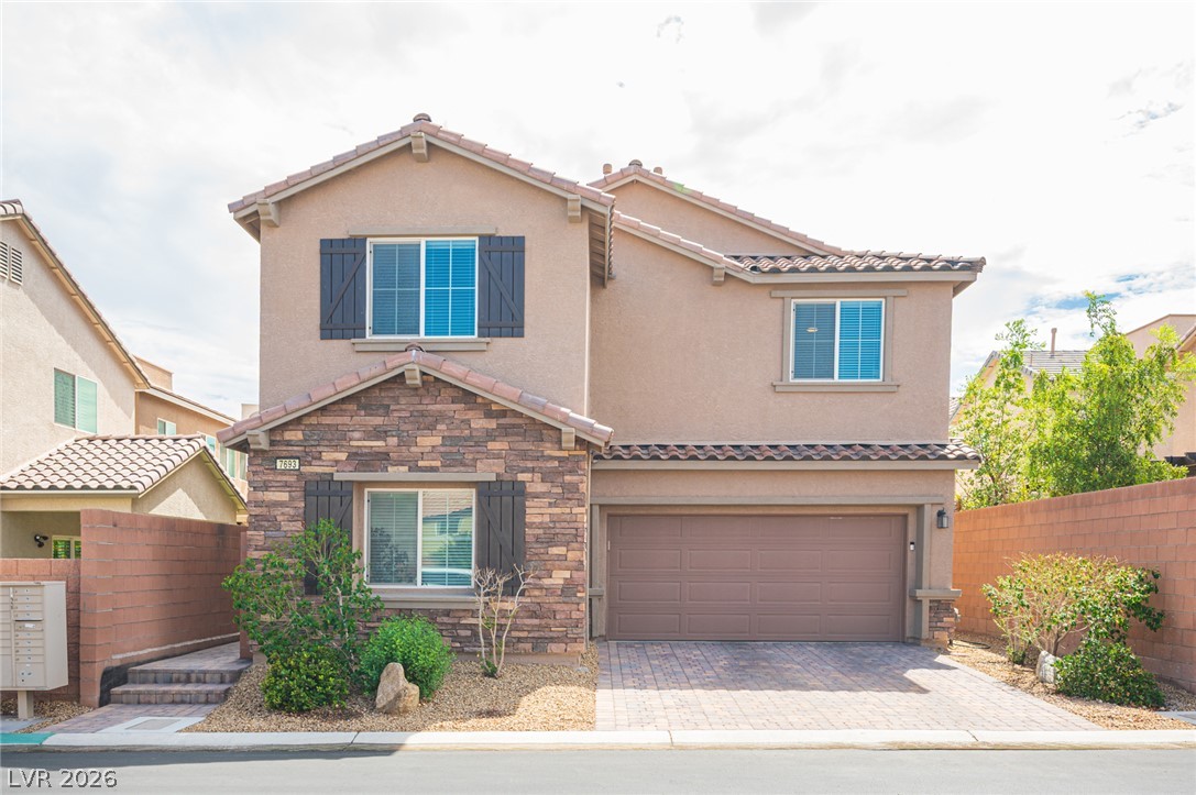 7693 Gallego Plains Drive Property Photo 1