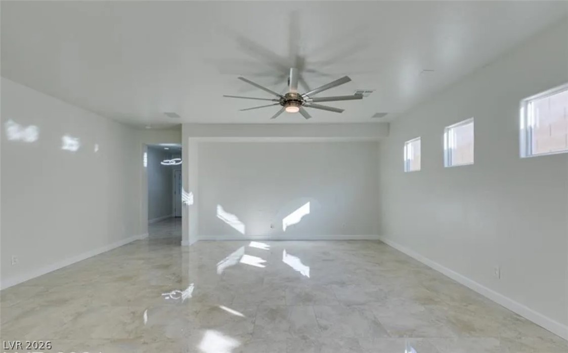 2659 Lochleven Way Property Photo 11