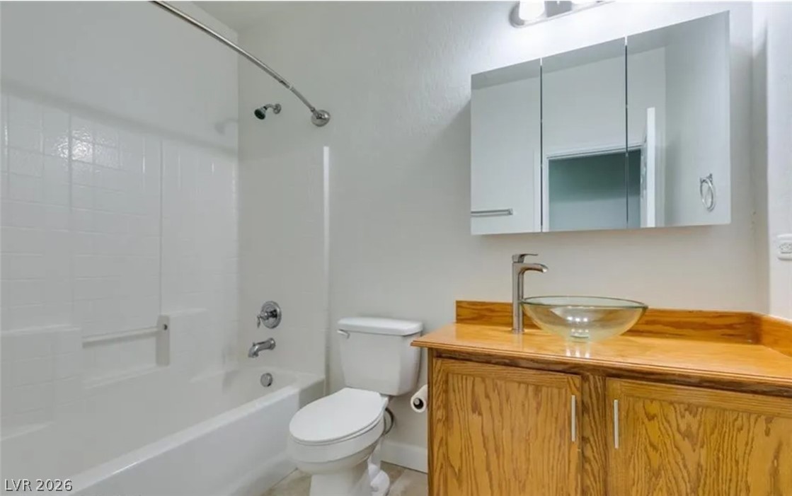 2659 Lochleven Way Property Photo 18
