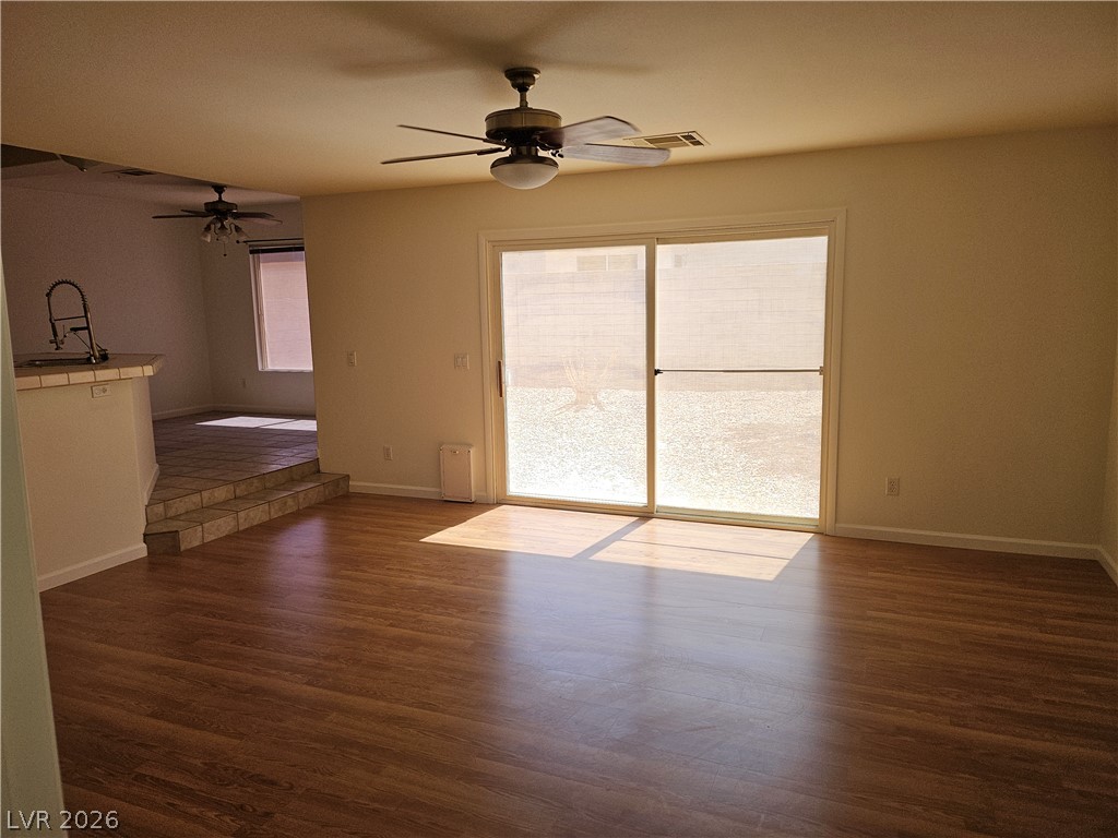 9763 Shadymill Ave Avenue Property Photo 11