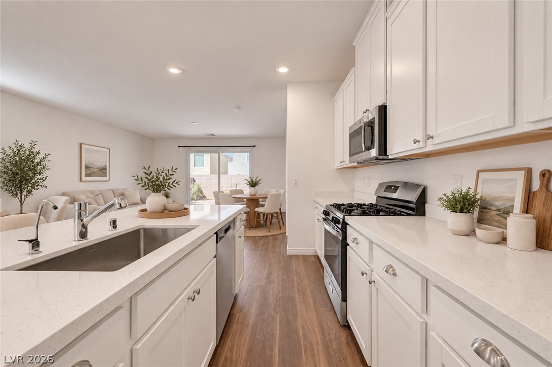 6810 Gaslamp Harbor Avenue Property Photo 13