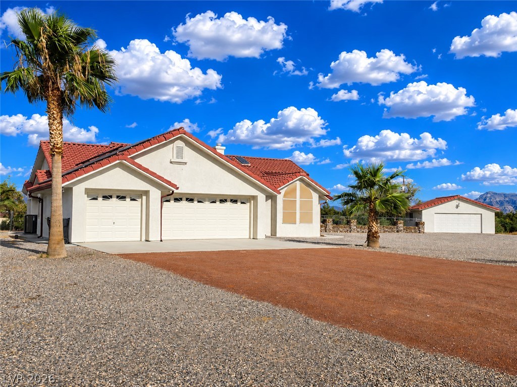 2060 River Plate Drive Property Photo 2