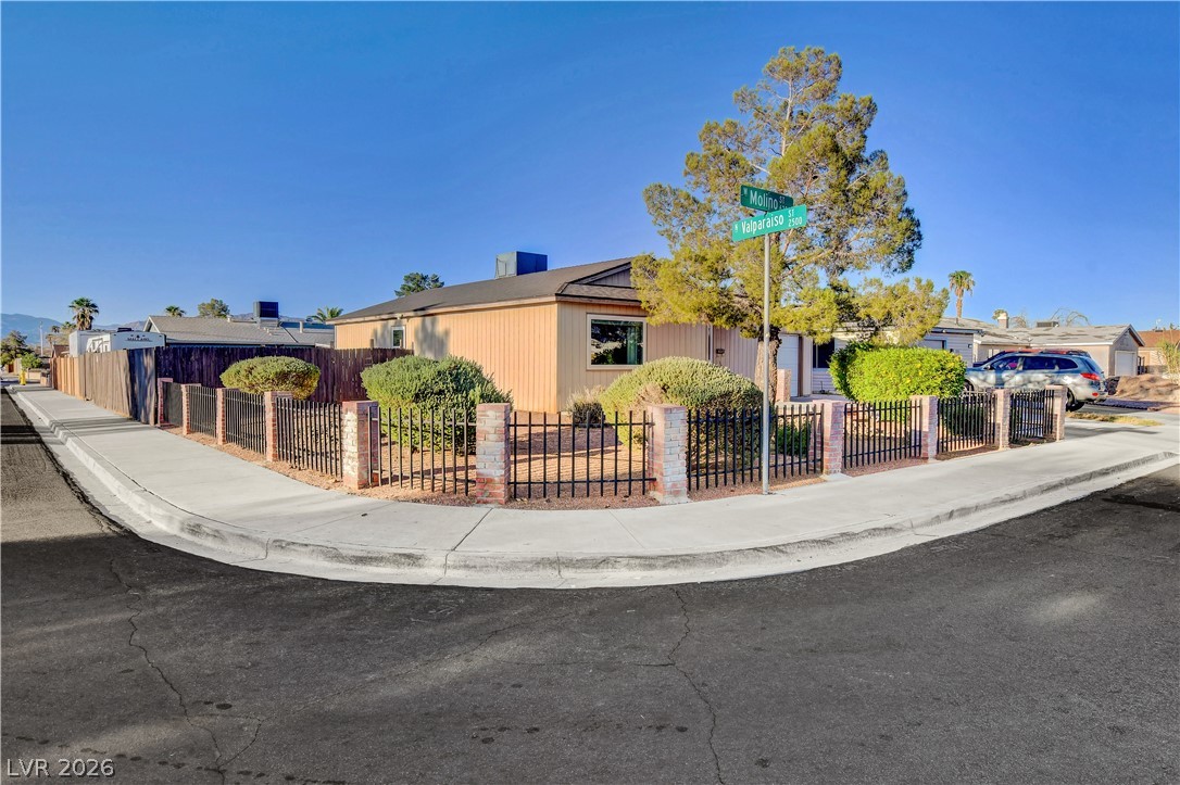 6304 Molino Street Property Photo 2