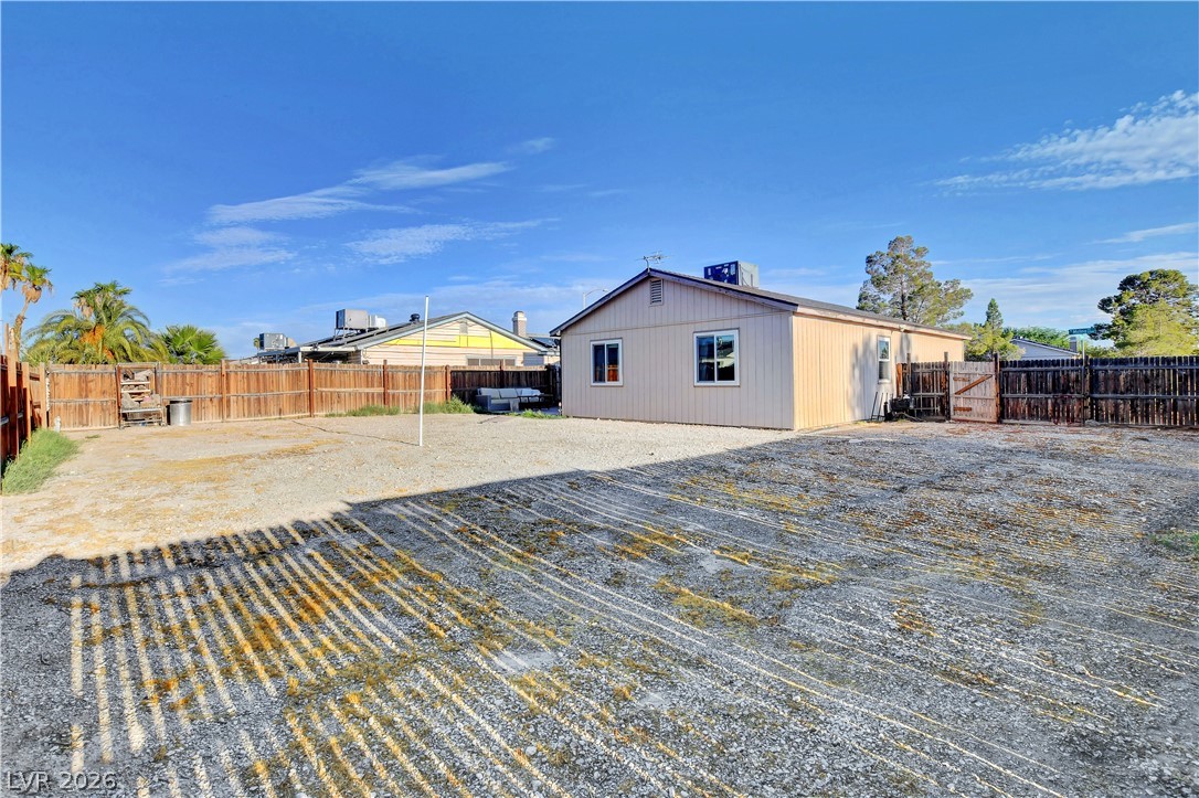 6304 Molino Street Property Photo 31