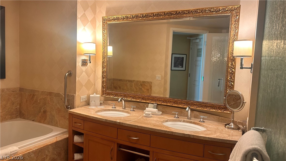 2000 North Fashion Show Drive 3316 Property Photo 16
