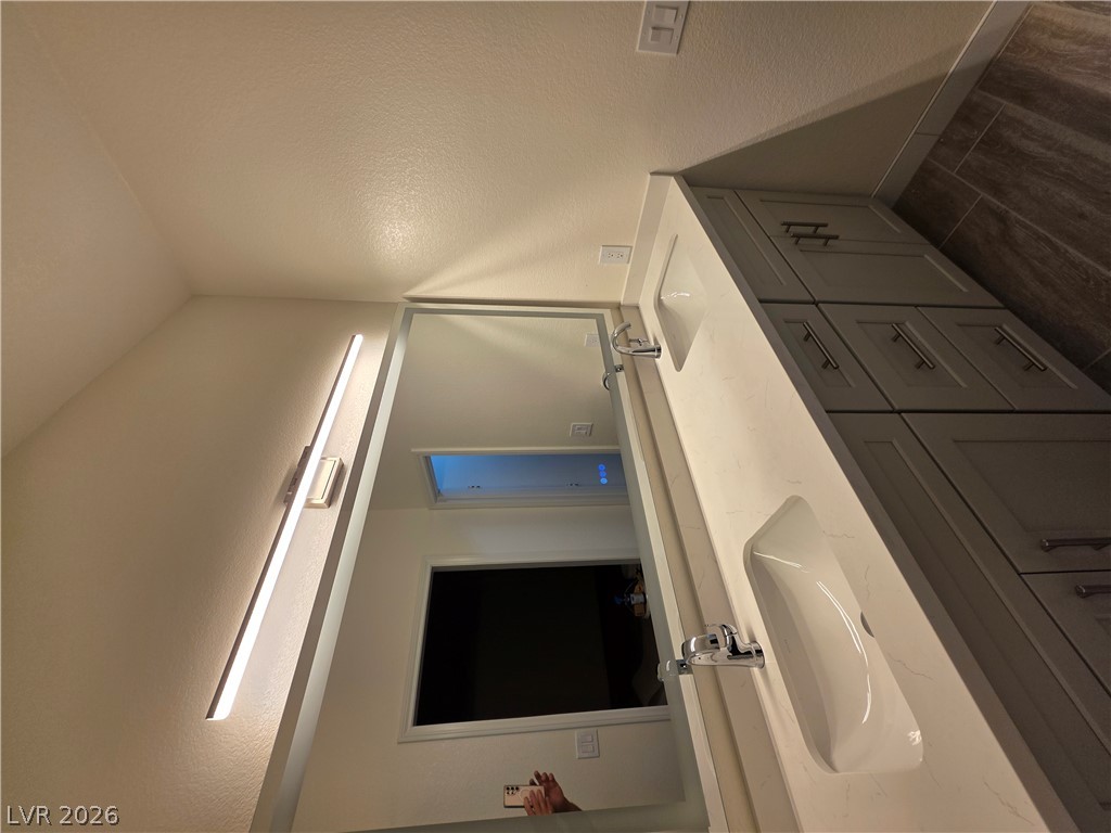 3640 Valley Drive Property Photo 7
