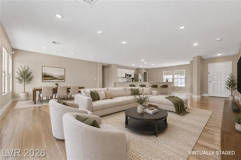 2726 Watkins Glen Avenue Property Photo 2
