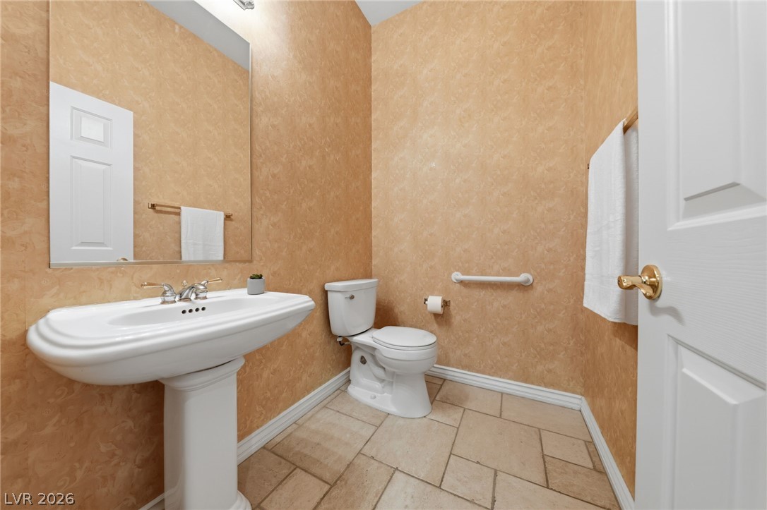 62 Cascade Lake Street Property Photo 28