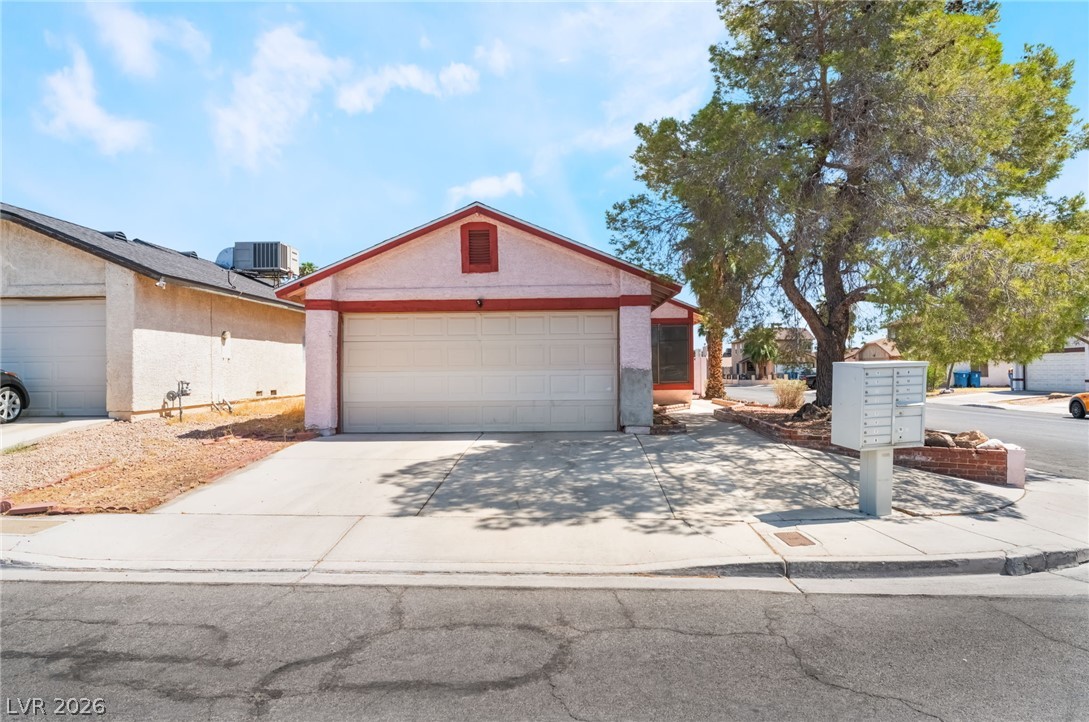 1909 Plumas Court Property Photo 1