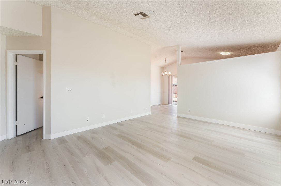 1909 Plumas Court Property Photo 7