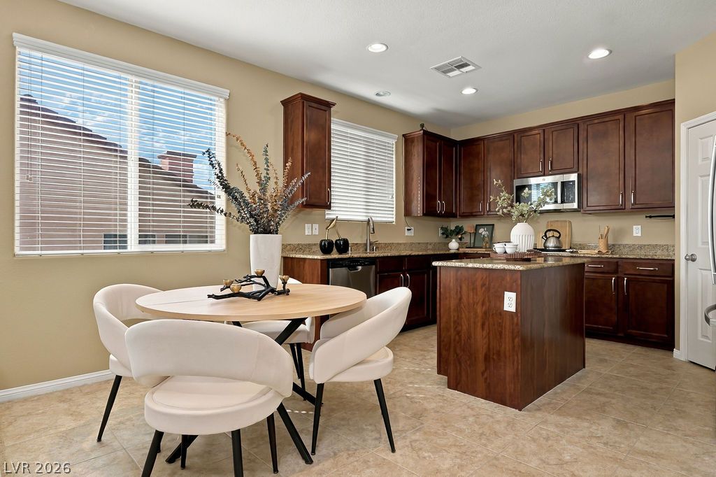 10931 Sardinia Sands Drive Property Photo 13