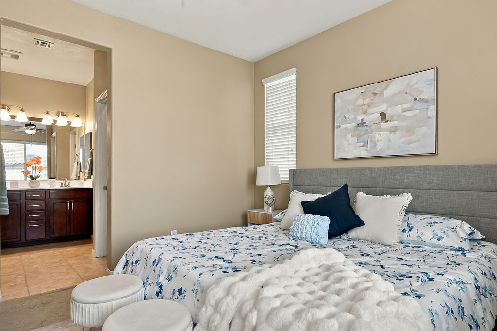 10931 Sardinia Sands Drive Property Photo 20