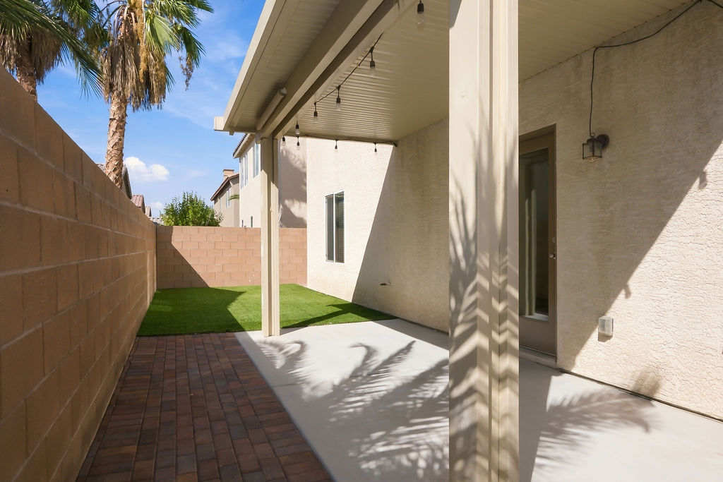 10931 Sardinia Sands Drive Property Photo 28