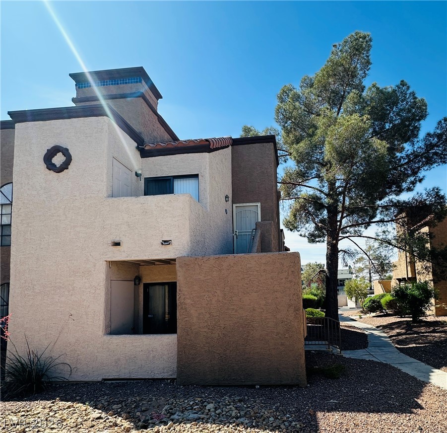 2977 Juniper Hills Boulevard 203 Property Photo 2