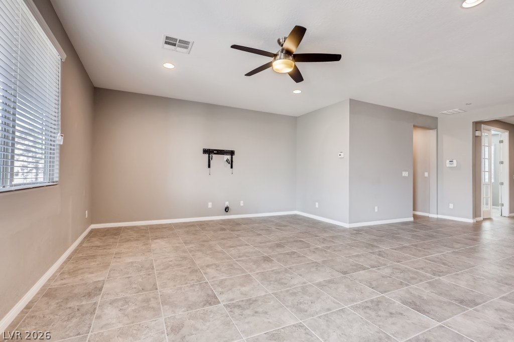 2816807 Property Photo 4