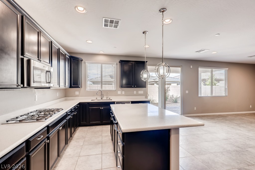 2816807 Property Photo 10