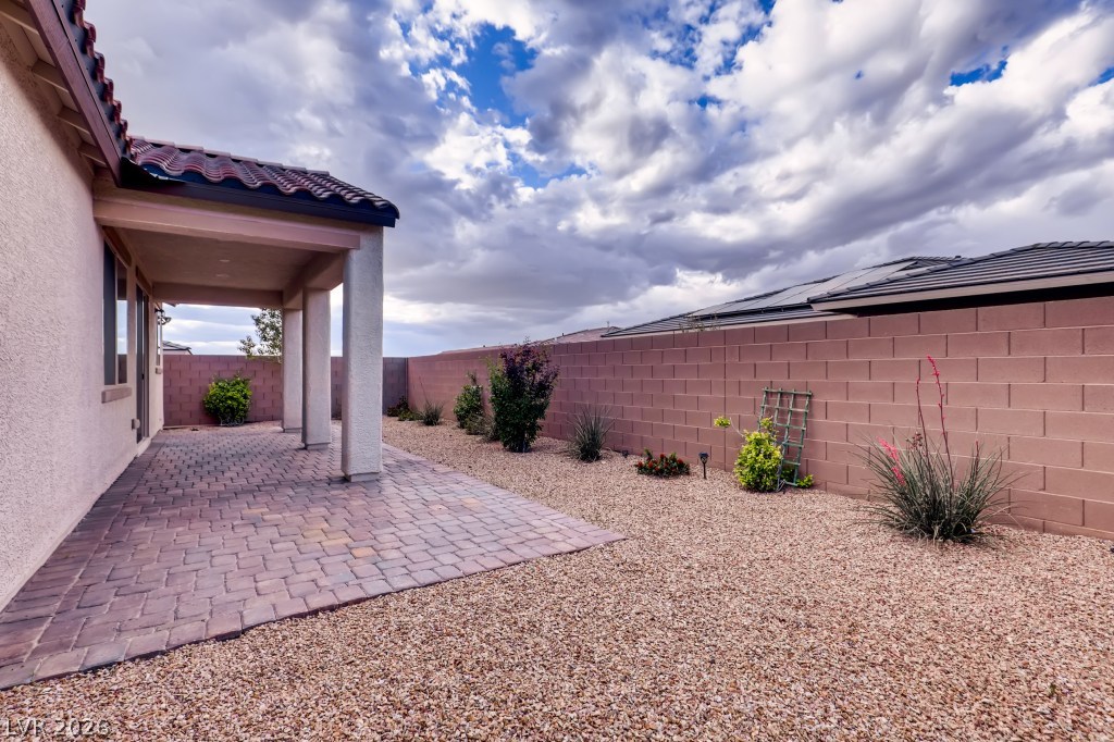 2816807 Property Photo 24