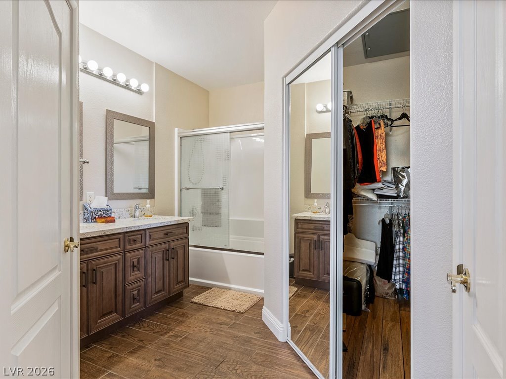 9901 Trailwood Drive 2083 Property Photo 27