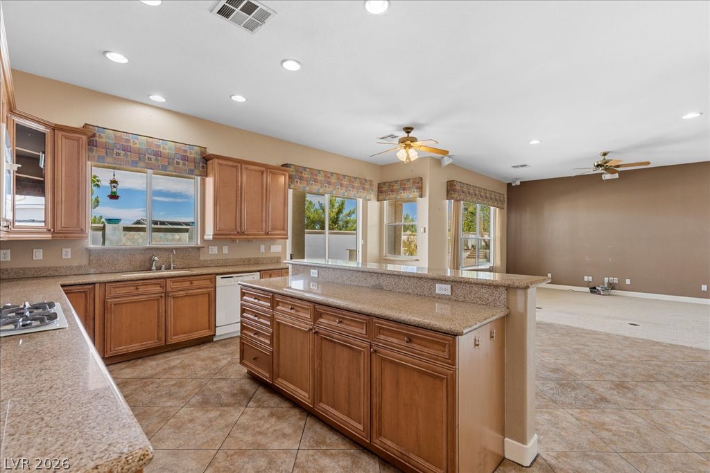 2500 Antique Blossom Avenue Property Photo 10