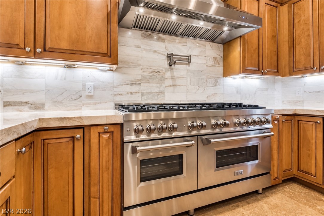 2816819 Property Photo 14