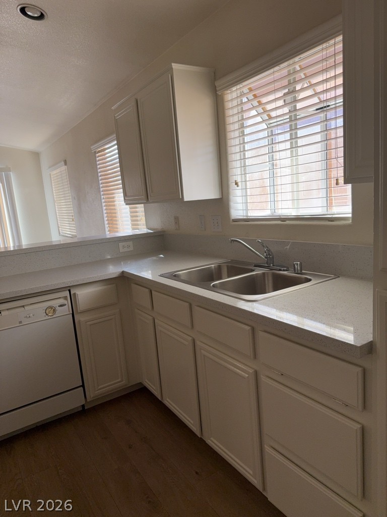208 Mazatlan Street Property Photo 7