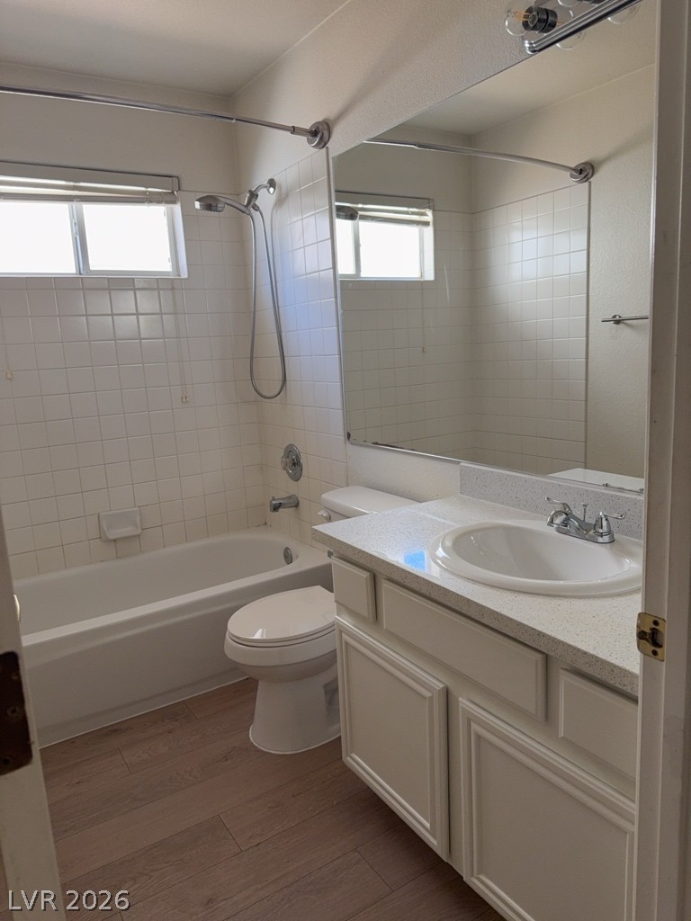 208 Mazatlan Street Property Photo 11
