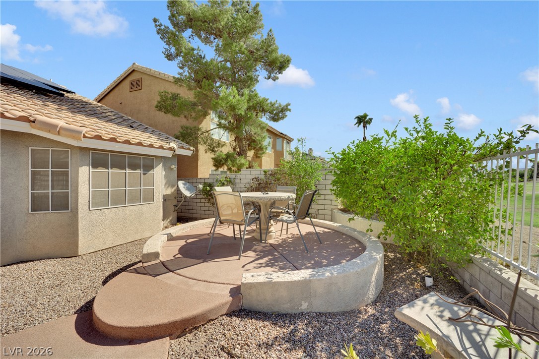2459 Antler Point Drive Property Photo 10