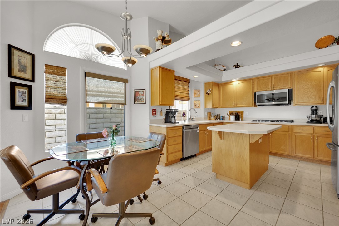 2459 Antler Point Drive Property Photo 21