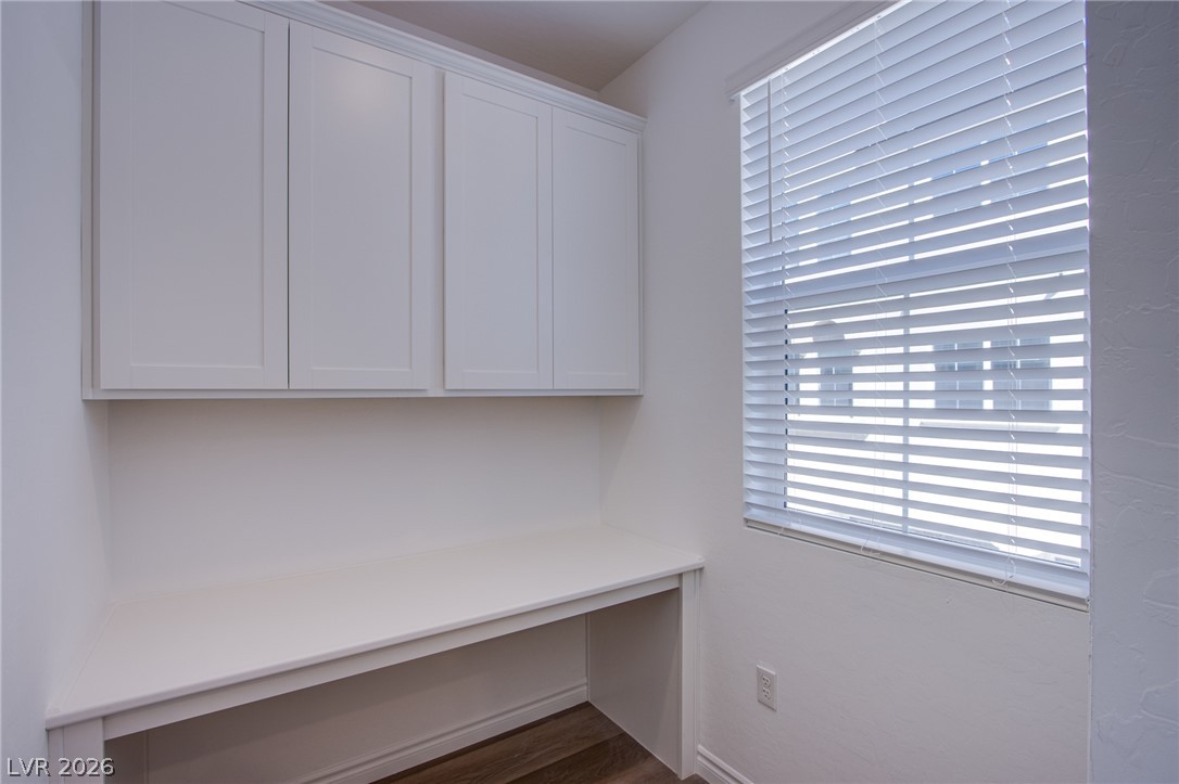 2555 Hampton Road 8201 Property Photo 16