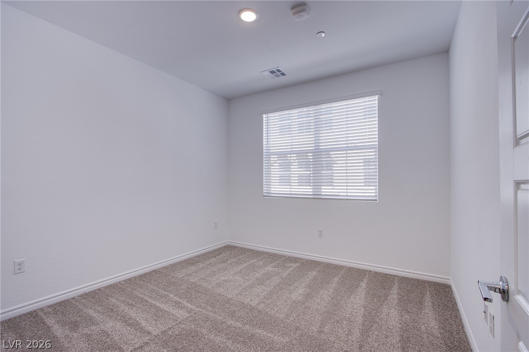 2555 Hampton Road 8201 Property Photo 24