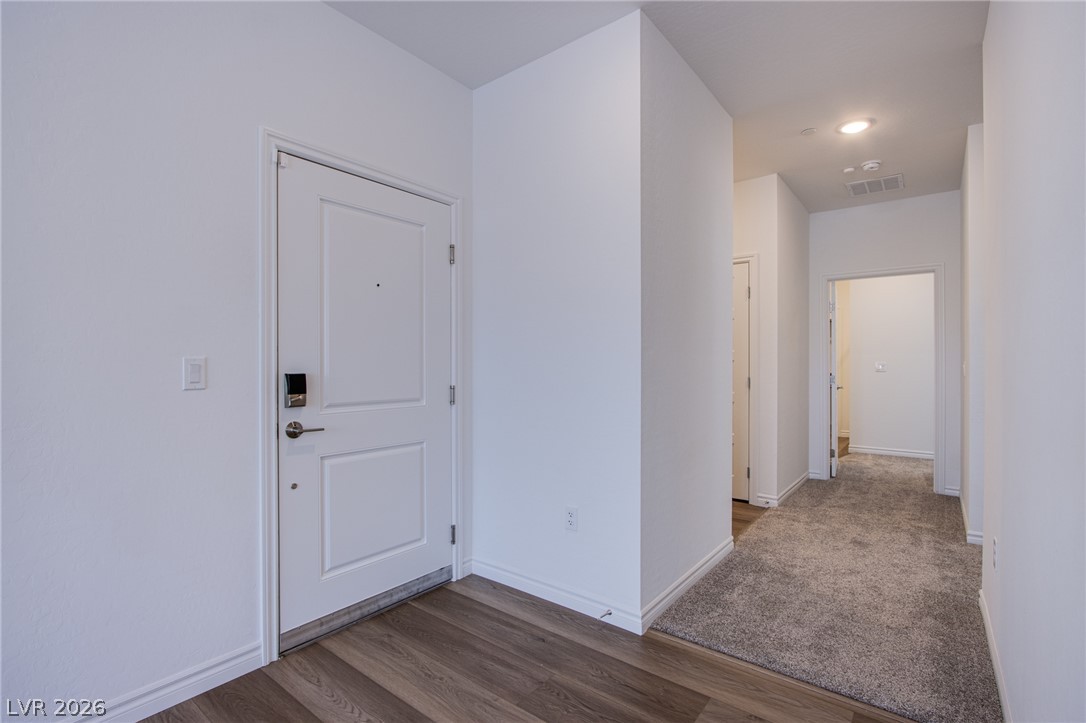 2555 Hampton Road 8201 Property Photo 26