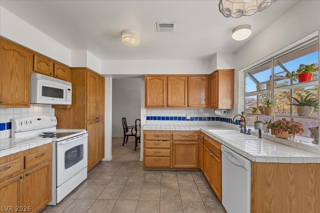 5254 Hibbetts Drive Property Photo 11